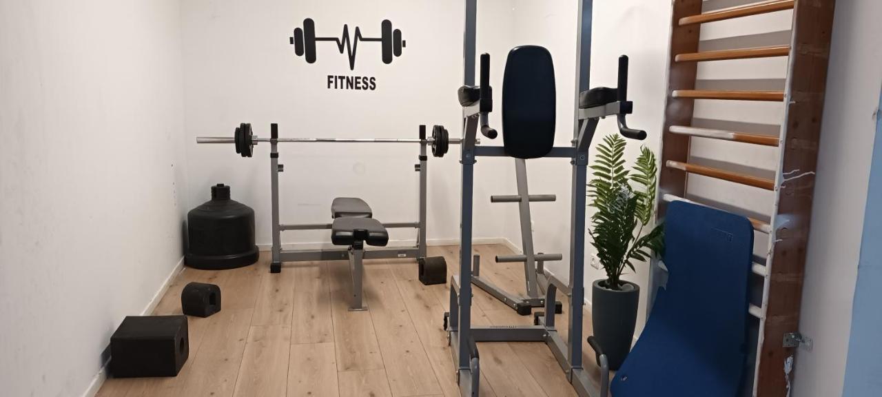 Beach Suite Israel- Private Jacuzzi Garden Suite & Gym, 3 Min Walk To Beach ביץ סוייט ישראל- ג'קוזי פרטי בגינה 3 דקות הליכה לים וחדר כושר Asjkelon Buitenkant foto