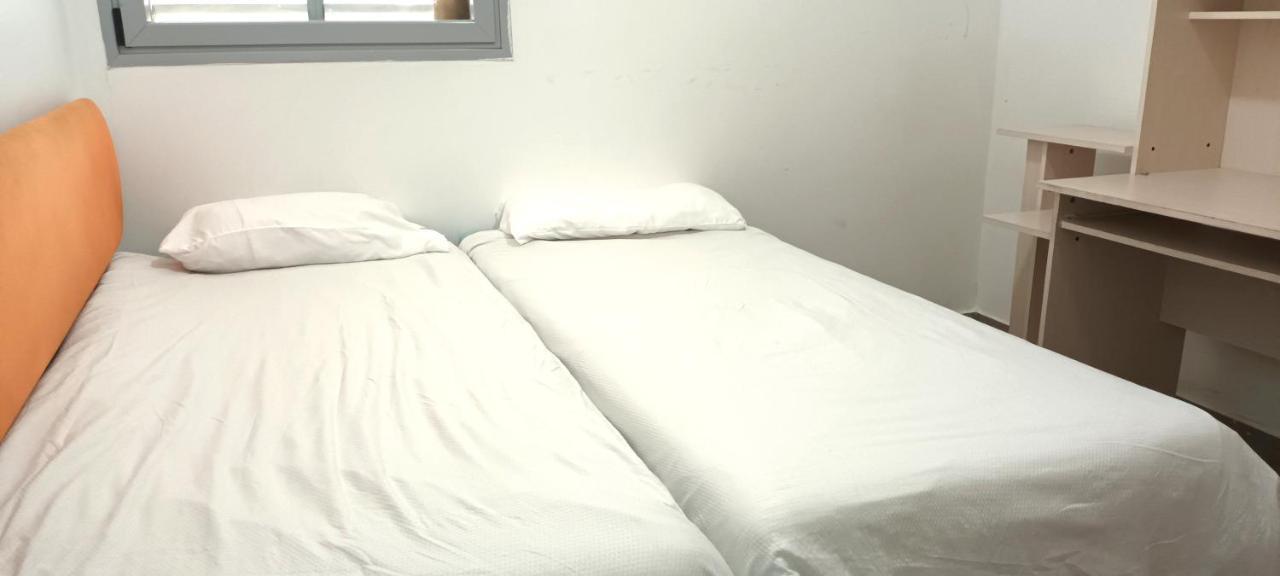 Beach Suite Israel- Private Jacuzzi Garden Suite & Gym, 3 Min Walk To Beach ביץ סוייט ישראל- ג'קוזי פרטי בגינה 3 דקות הליכה לים וחדר כושר Asjkelon Buitenkant foto