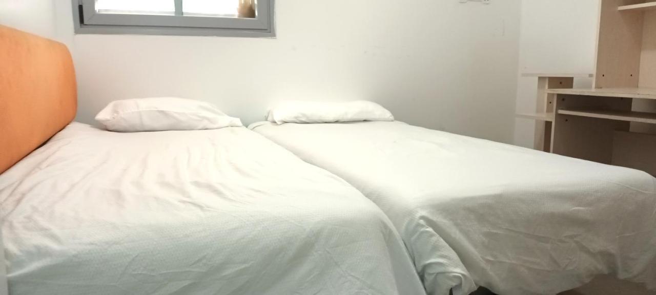Beach Suite Israel- Private Jacuzzi Garden Suite & Gym, 3 Min Walk To Beach ביץ סוייט ישראל- ג'קוזי פרטי בגינה 3 דקות הליכה לים וחדר כושר Asjkelon Buitenkant foto