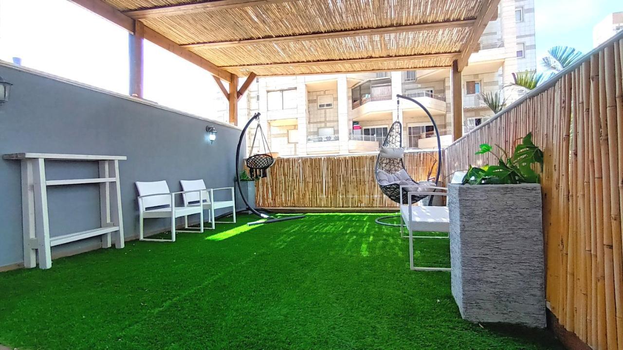 Beach Suite Israel- Private Jacuzzi Garden Suite & Gym, 3 Min Walk To Beach ביץ סוייט ישראל- ג'קוזי פרטי בגינה 3 דקות הליכה לים וחדר כושר Asjkelon Buitenkant foto